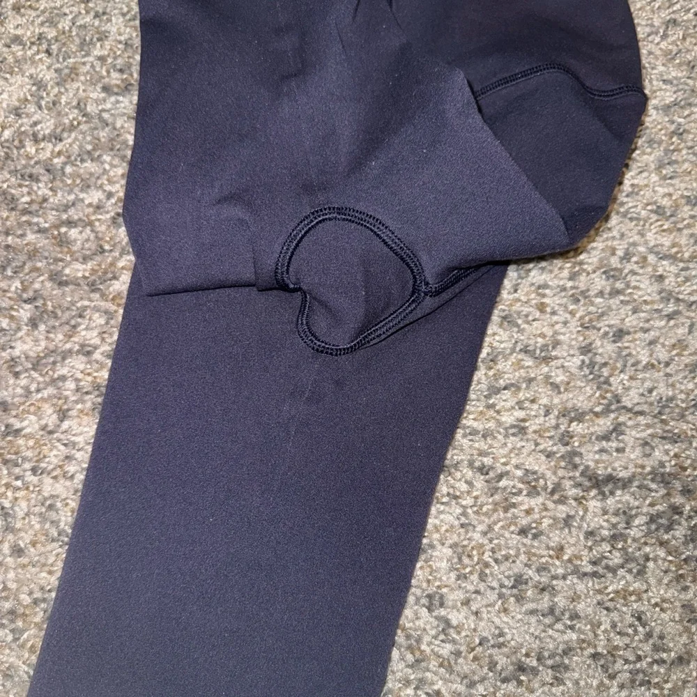 Lululemon Reveal 7/8 Tight size 4